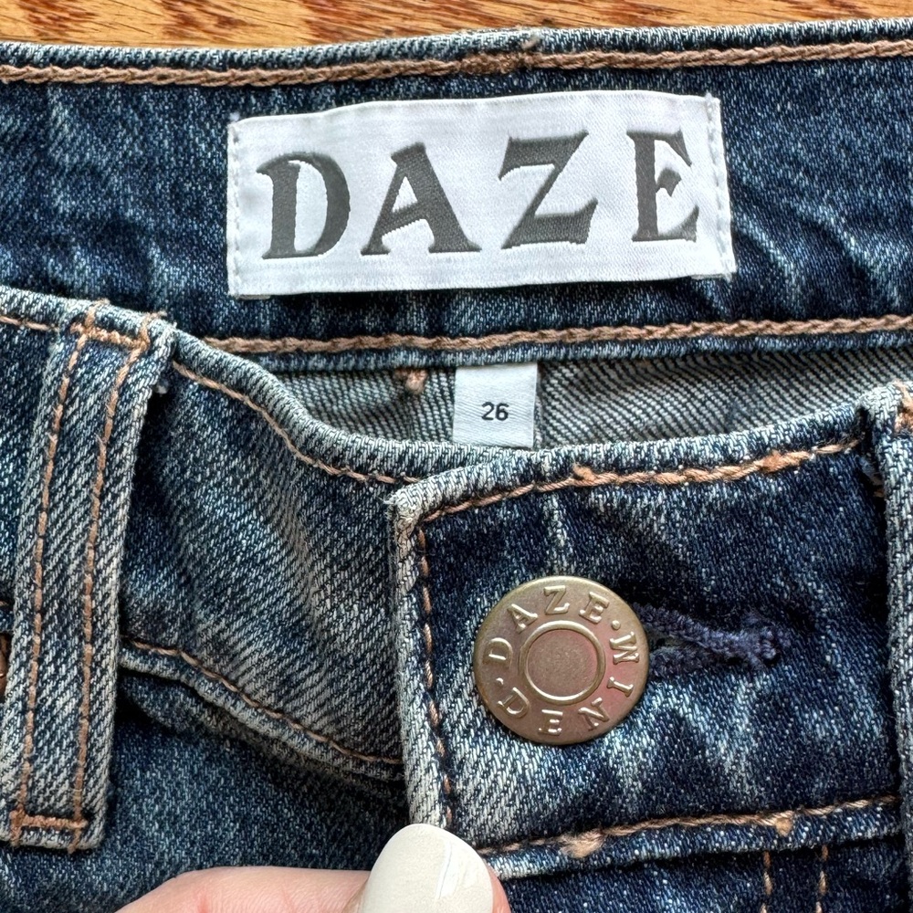 DAZE Women Sz 26 Bootcut Flare Raw Hem Sids Slit Tough Love Jeans Organic Cotton - Picture 7 of 13